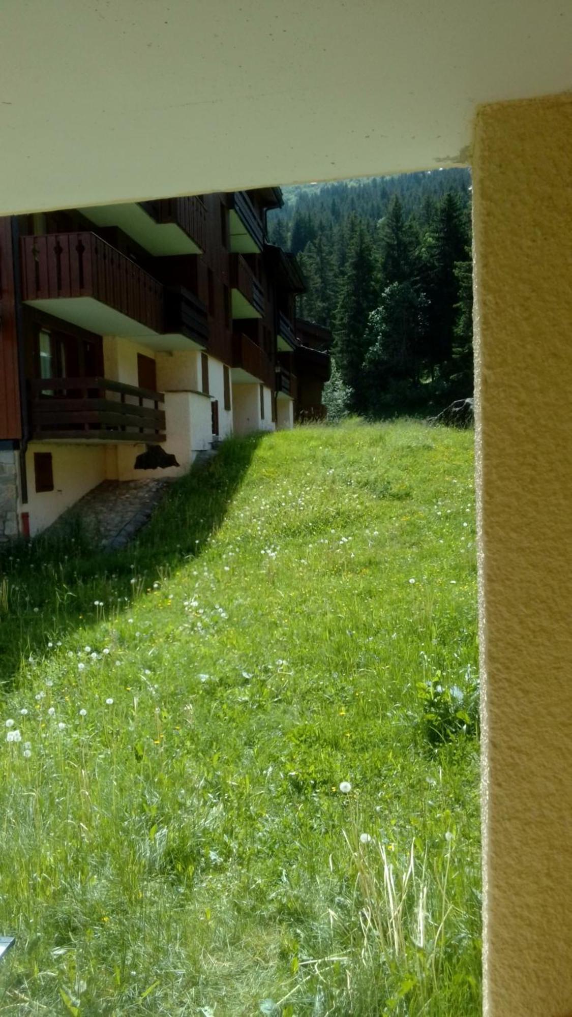 Appartement Au Pied Des Pistes Valmorel Exteriör bild